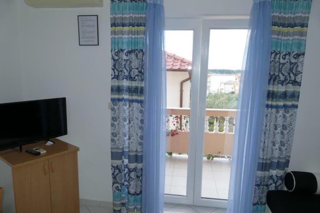 Apartments Jasmin Barbat na Rabu Экстерьер фото