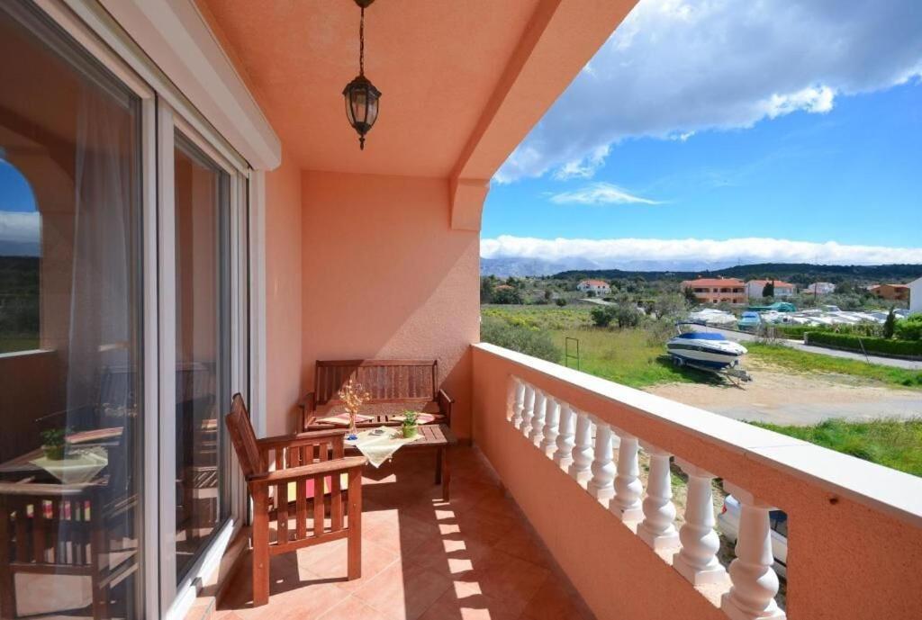 Apartments Jasmin Barbat na Rabu Экстерьер фото