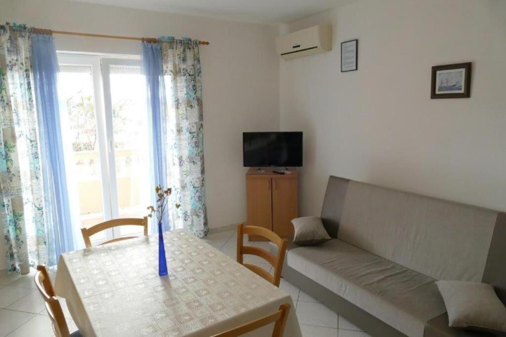 Apartments Jasmin Barbat na Rabu Экстерьер фото