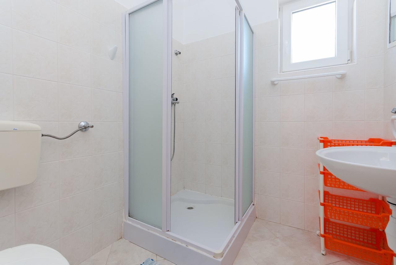 Apartments Jasmin Barbat na Rabu Экстерьер фото
