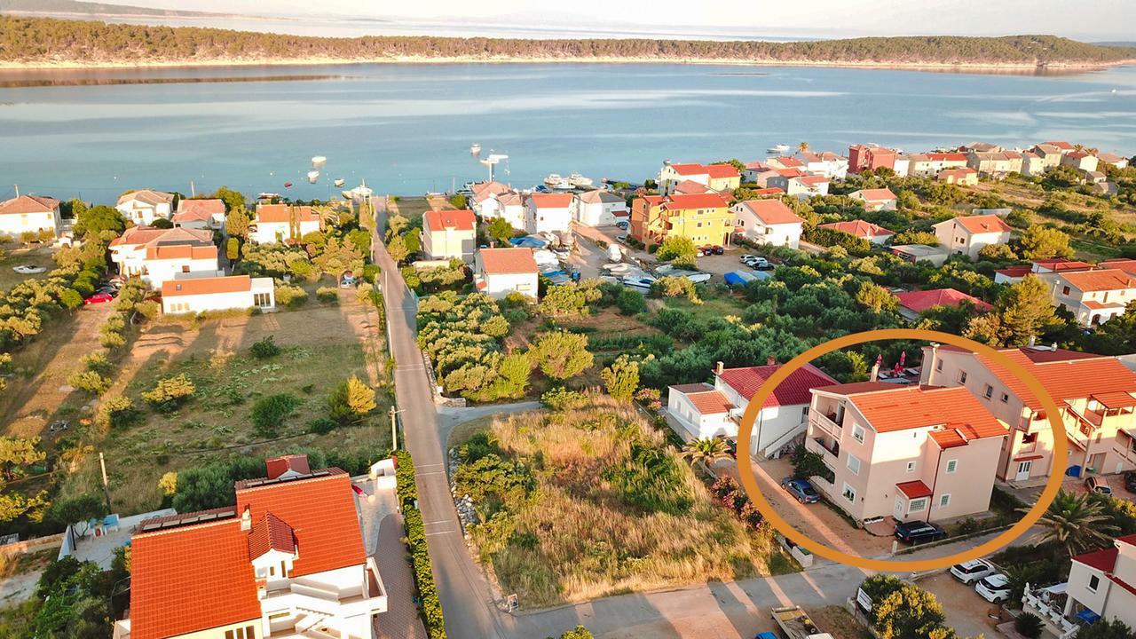 Apartments Jasmin Barbat na Rabu Экстерьер фото